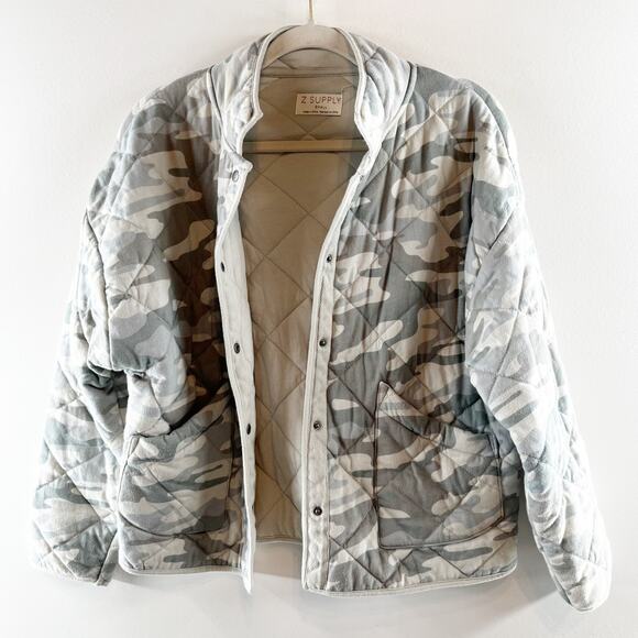 Z Supply Maya Camo Long Sleeve Snap Button Quilted Jacket Dusty Sage Small - Picture 4 of 9